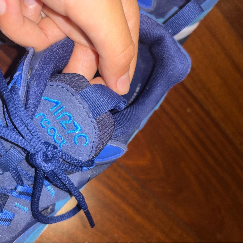 Nike Big Kids Blue Sneakers AIR70